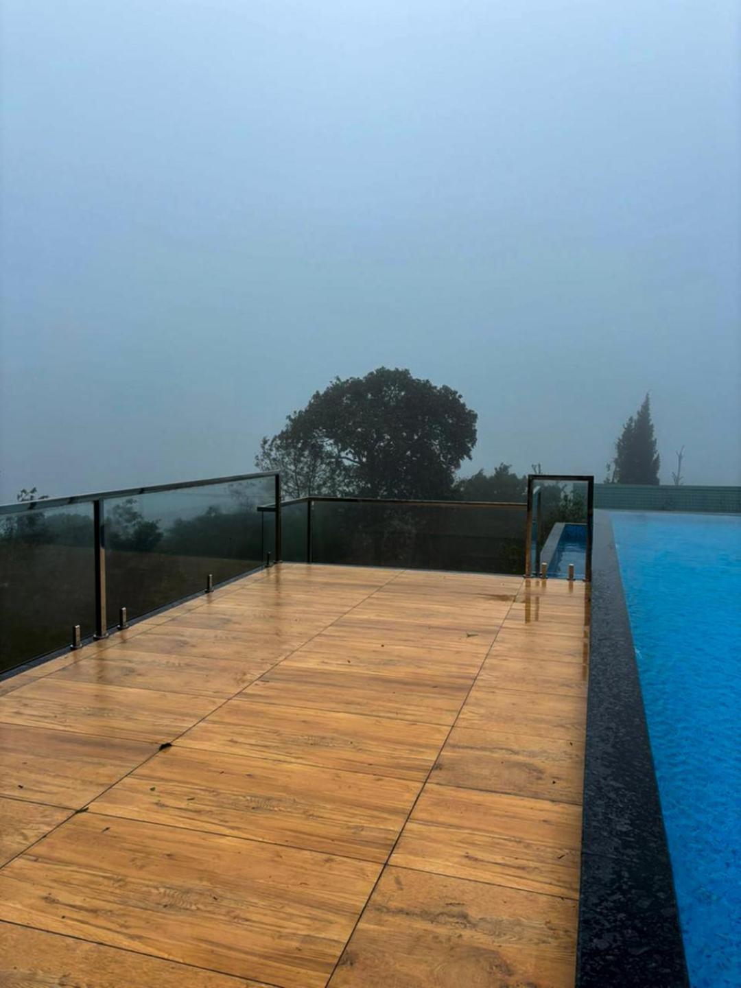 Camelot Resort Munnar Exterior photo