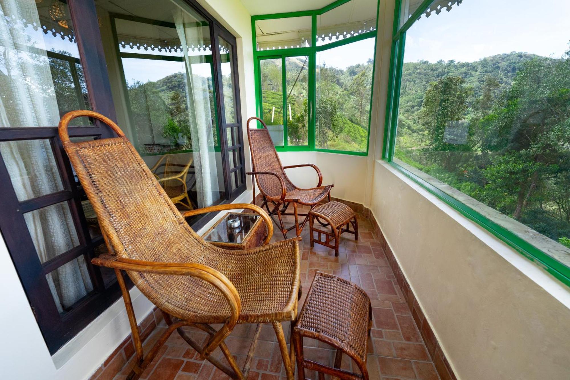 Camelot Resort Munnar Exterior photo