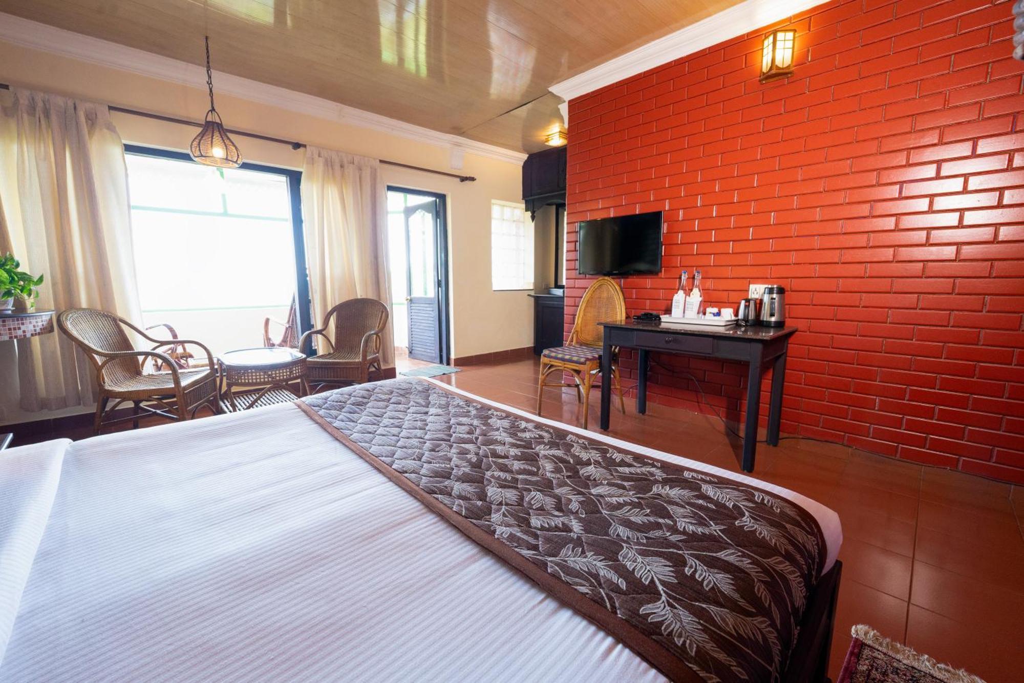 Camelot Resort Munnar Exterior photo