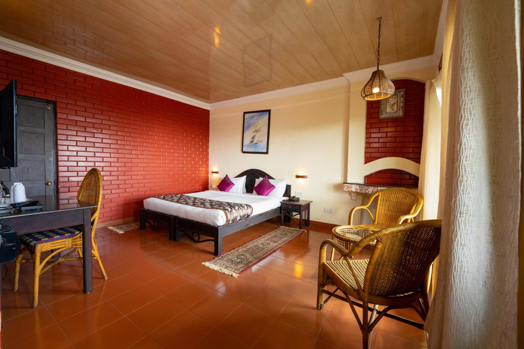 Camelot Resort Munnar Exterior photo