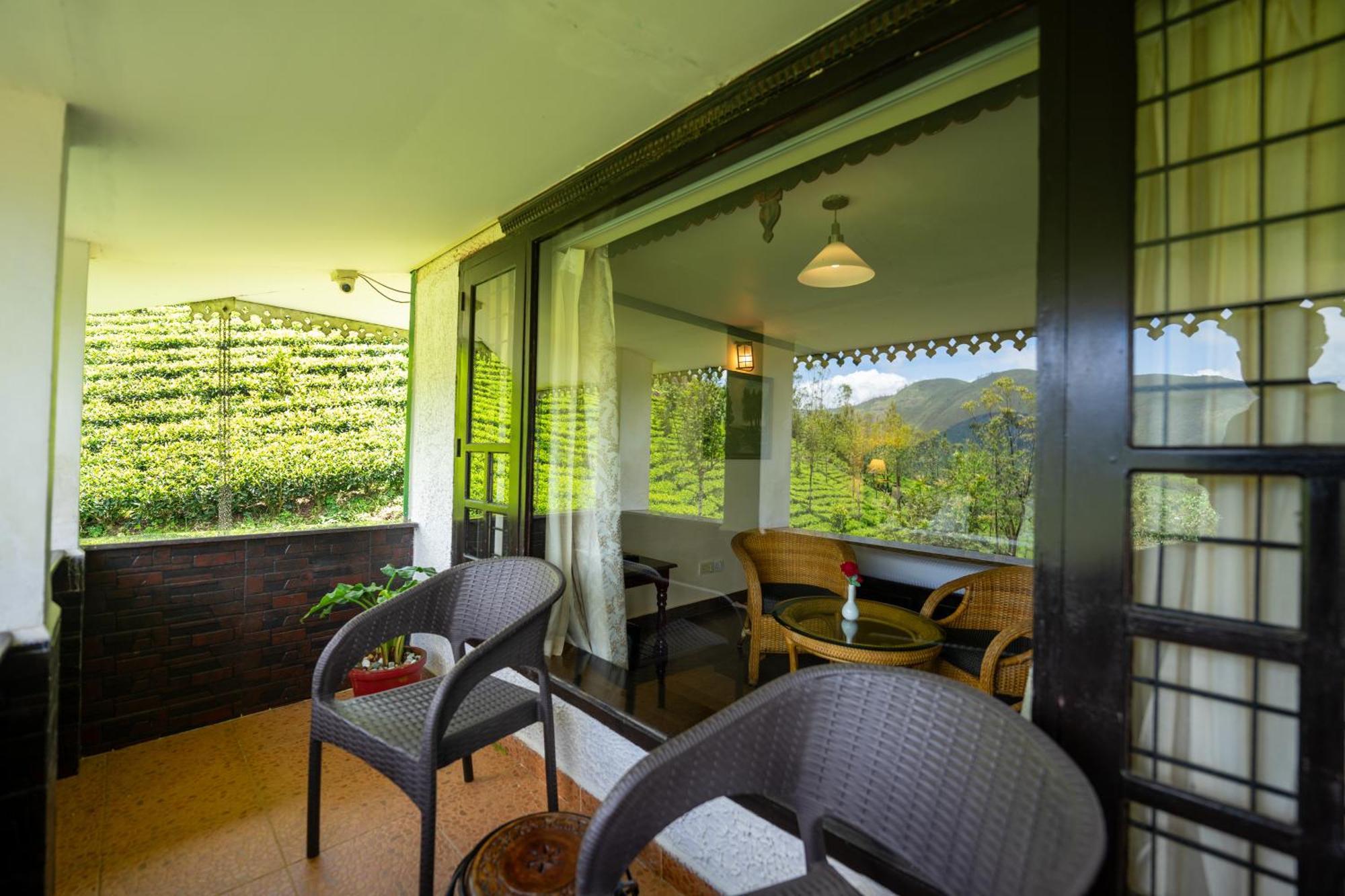 Camelot Resort Munnar Exterior photo