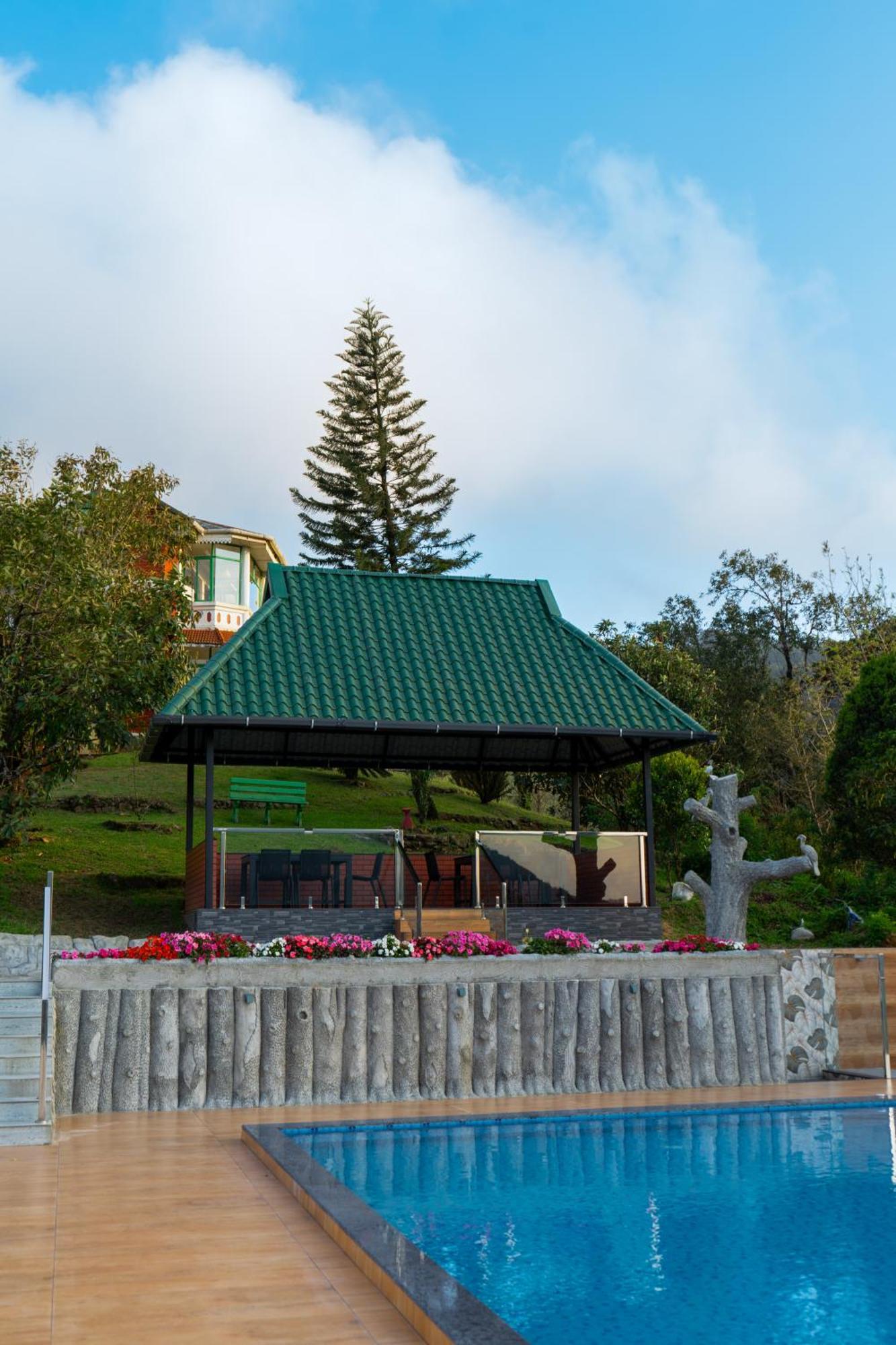 Camelot Resort Munnar Exterior photo